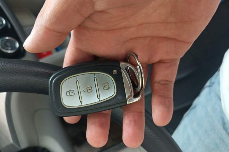 Used HYOSOW H3 2016 H3F 1.5L Manual Prestige Edition Vehicle Key