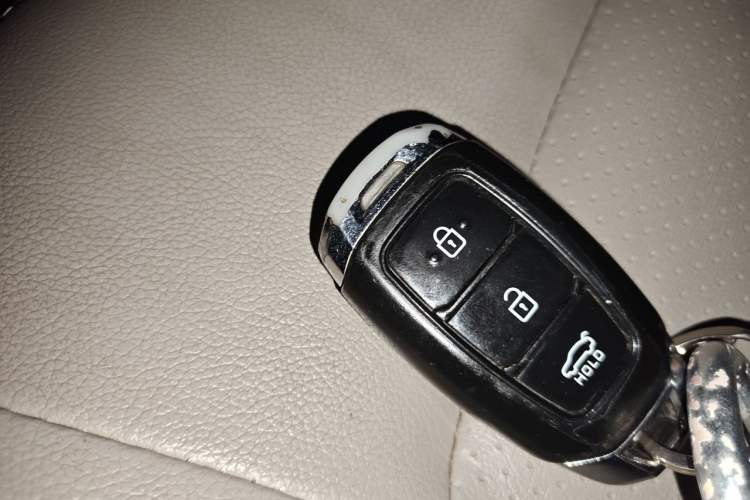 Used HYOSOW H3 2016 H3F 1.5L Manual Prestige Edition Vehicle Key