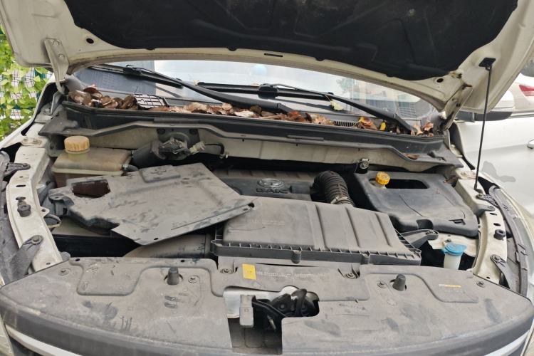 Used HYOSOW H3 2017 1.5L Manual Comfort Sunroof Version Engine Bay