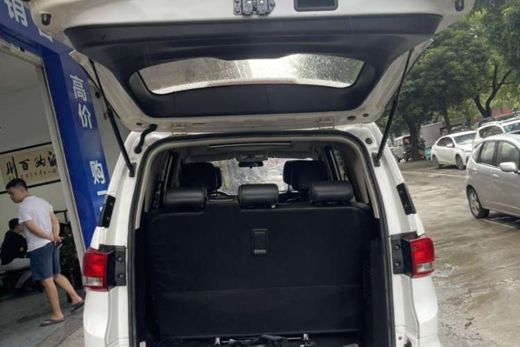Used HYOSOW H3 2017 1.5L Manual Comfort Sunroof Version Exterior 11