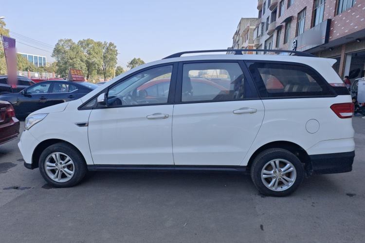 Used HYOSOW H3 2017 1.5L Manual Comfort Sunroof Version Exterior 3