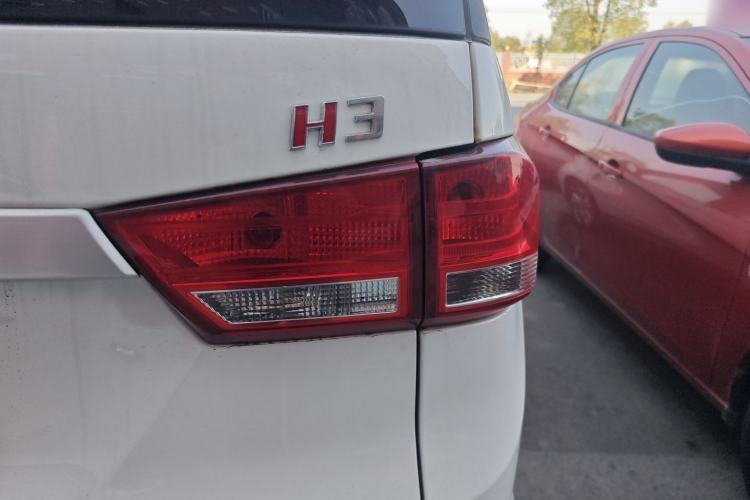 Used HYOSOW H3 2017 1.5L Manual Comfort Sunroof Version Exterior 6