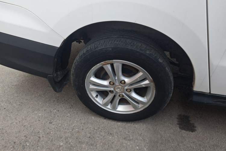 Used HYOSOW H3 2017 1.5L Manual Comfort Sunroof Version Exterior 8