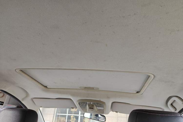 Used HYOSOW H3 2017 1.5L Manual Comfort Sunroof Version Headliner