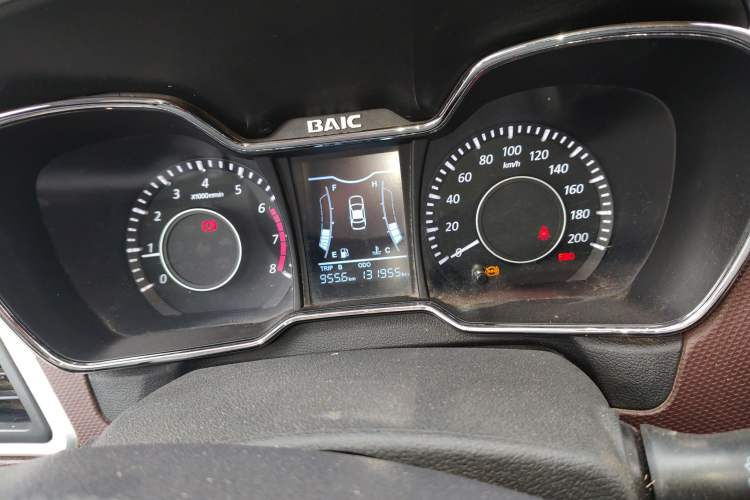 Used HYOSOW H3 2017 1.5L Manual Comfort Sunroof Version Instrument Cluster