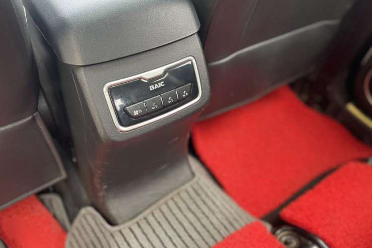 Used HYOSOW H3 2017 1.5L Manual Comfort Sunroof Version Interior 6