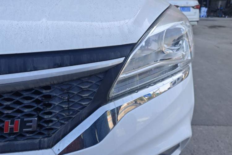 Used HYOSOW H3 2017 1.5L Manual Comfort Sunroof Version Left Front Headlight
