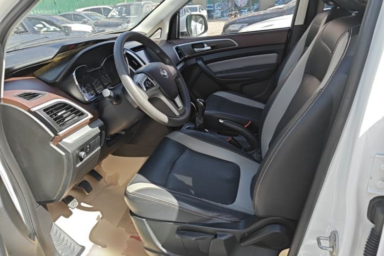 Used HYOSOW H3 2017 1.5L Manual Comfort Sunroof Version Left Front Seat