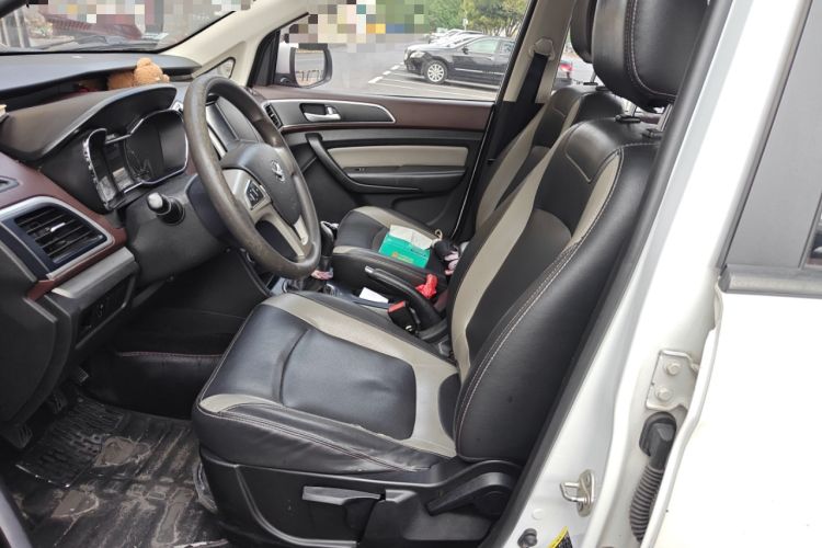 Used HYOSOW H3 2017 1.5L Manual Comfort Sunroof Version Left Front Seat