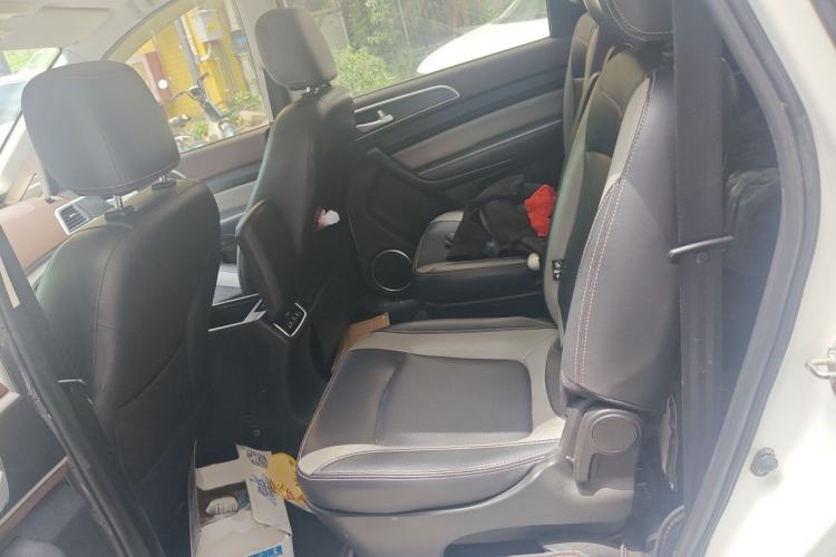Used HYOSOW H3 2017 1.5L Manual Comfort Sunroof Version Left Rear Seat
