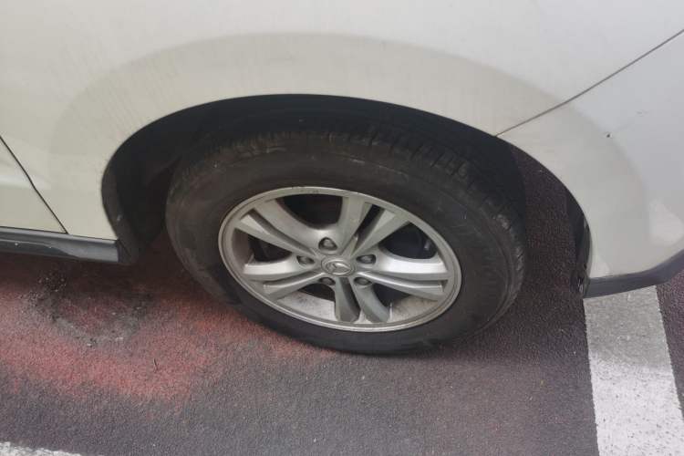 Used HYOSOW H3 2017 1.5L Manual Comfort Sunroof Version Right Front Wheel Hub