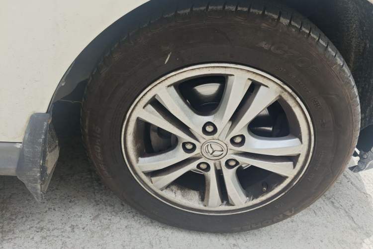 Used HYOSOW H3 2017 1.5L Manual Comfort Sunroof Version Right Front Wheel Hub
