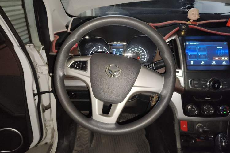 Used HYOSOW H3 2017 1.5L Manual Comfort Sunroof Version Steering Wheel