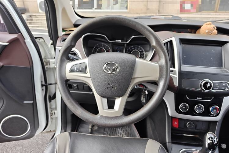 Used HYOSOW H3 2017 1.5L Manual Comfort Sunroof Version Steering Wheel