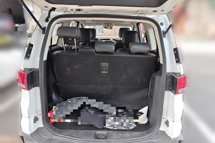 Used HYOSOW H3 2017 1.5L Manual Comfort Sunroof Version Trunk