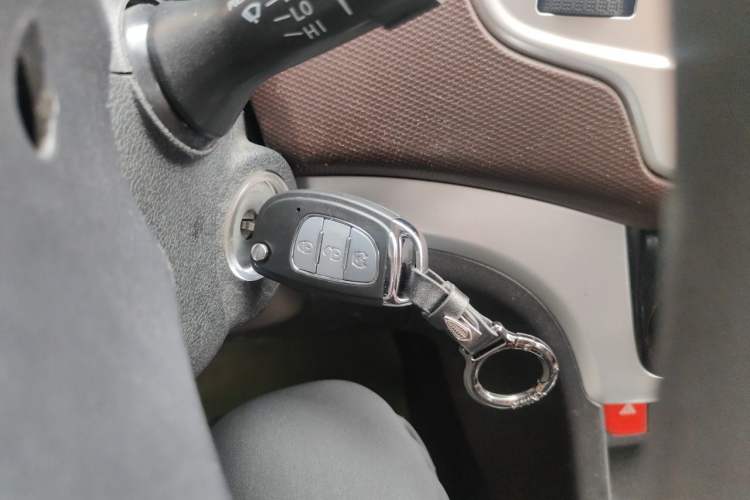 Used HYOSOW H3 2017 1.5L Manual Comfort Sunroof Version Vehicle Key