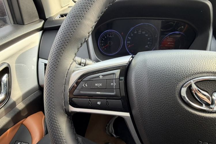 Used HYOSOW H5 2018 1.3T CVT Luxury Model Interior 12