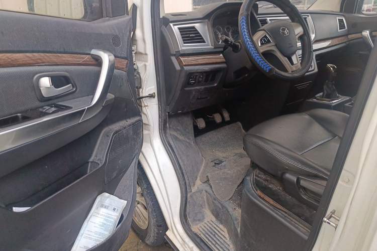 Used HYOSOW H6 2016 1.8L Luxury M18A Driver Seat