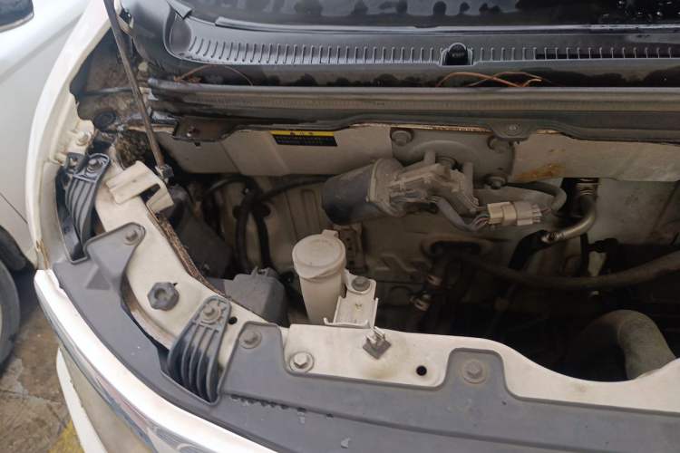 Used HYOSOW H6 2016 1.8L Luxury M18A Engine Bay Right
