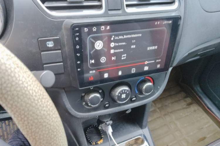 Used HYOSOW S2 2014 1.5L Manual Prestige Version China IV Audio And AC Panel