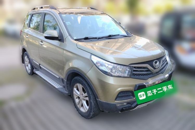 Used HYOSOW S2 2014 1.5L Manual Prestige Version China IV Front Right 45 Deg