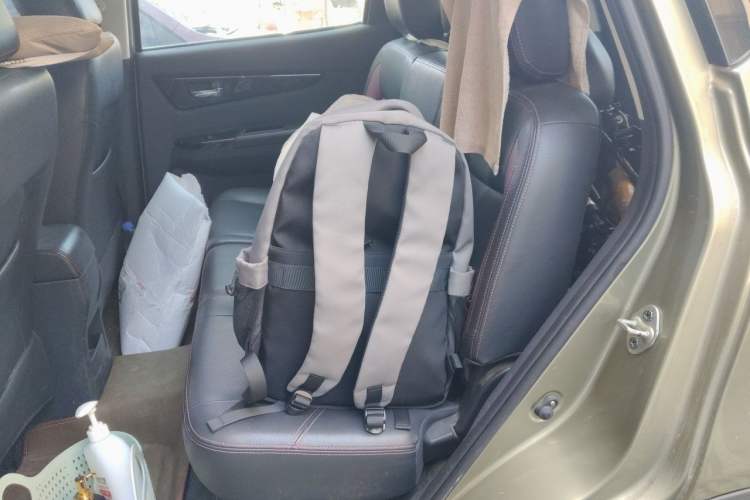 Used HYOSOW S2 2014 1.5L Manual Prestige Version China IV Left Rear Seat