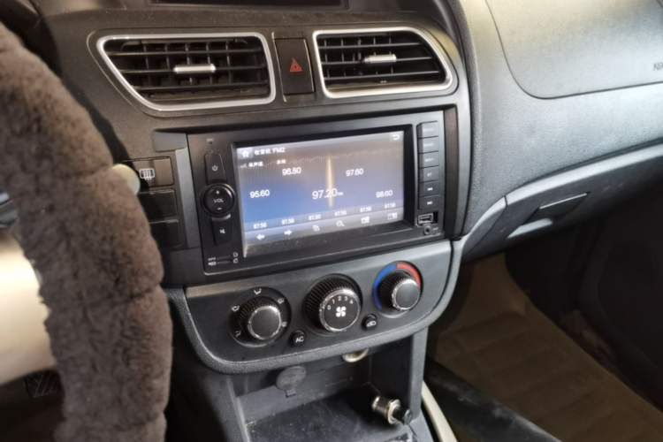 Used HYOSOW S2 2014 1.5L Manual Luxury Edition China IV Audio And AC Panel