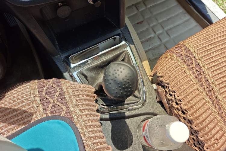 Used HYOSOW S2 2014 1.5L Manual Luxury Edition China IV Gear Lever
