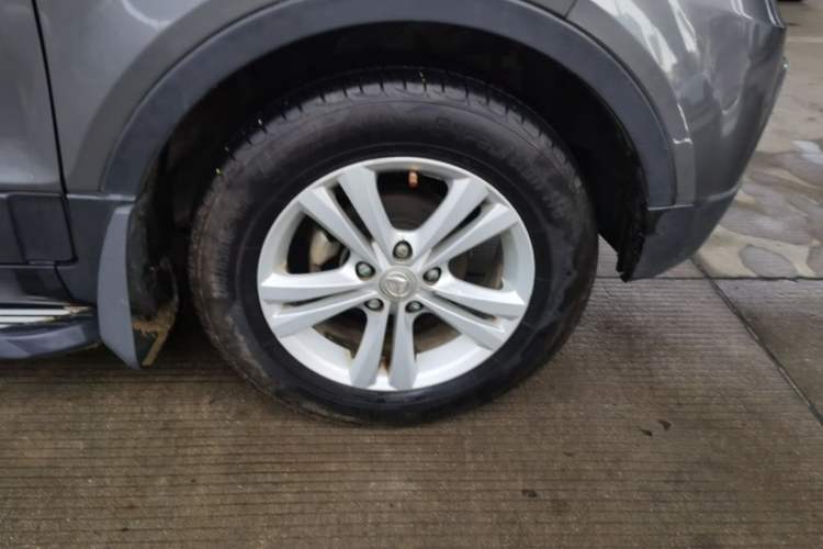 Used HYOSOW S2 2014 1.5L Manual Luxury Edition China IV Right Front Wheel Hub