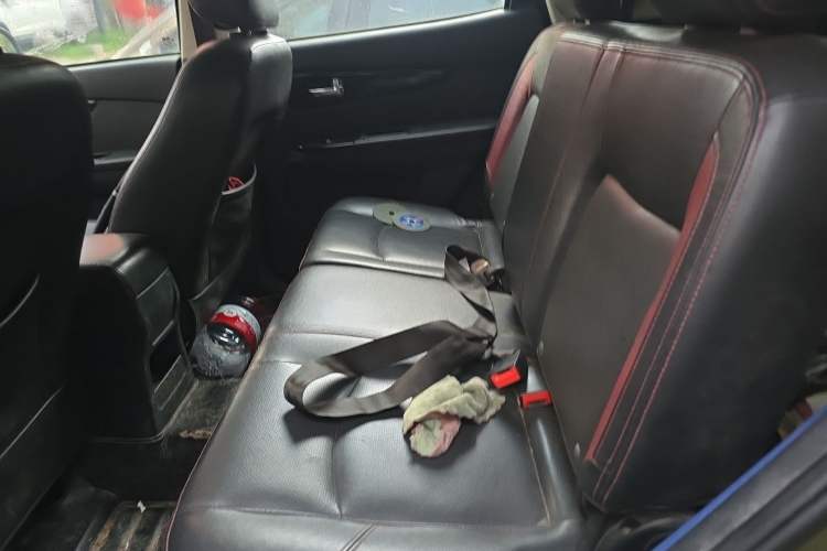 Used HYOSOW S2 2014 1.5L Manual Luxury Edition China IV Left Rear Seat
