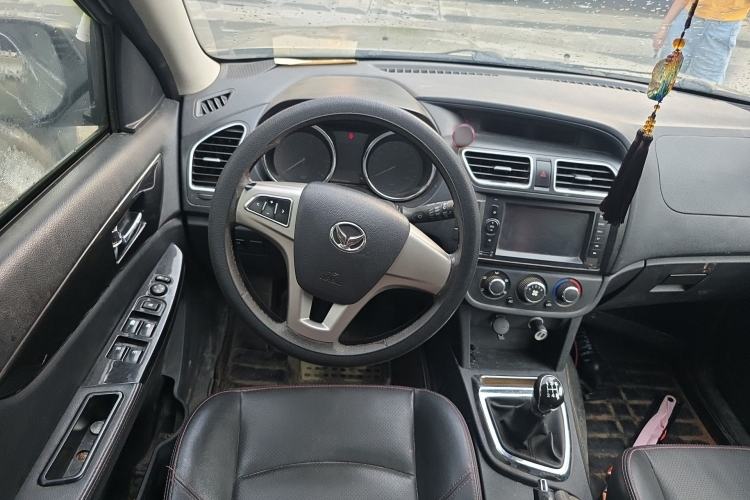Used HYOSOW S2 2014 1.5L Manual Luxury Edition China IV Steering Wheel