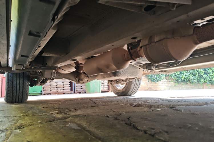 Used HYOSOW S2 2014 1.5L Manual Comfort Version China IV Emission Standard Chassis Front Right