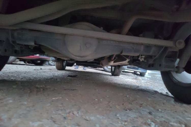 Used HYOSOW S2 2014 1.5L Manual Comfort Version China IV Emission Standard Chassis Rear