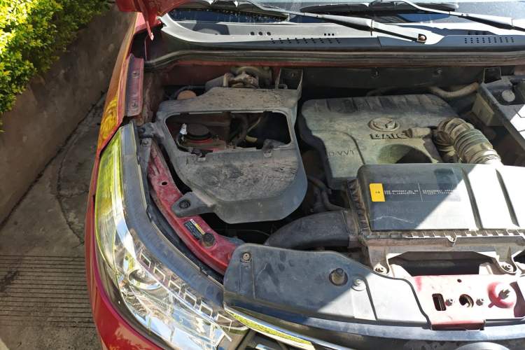 Used HYOSOW S2 2014 1.5L Manual Comfort Version China IV Emission Standard Engine Bay Right