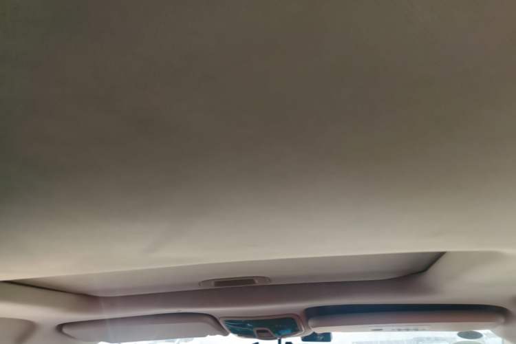 Used HYOSOW S2 2014 1.5L Manual Comfort Version China IV Emission Standard Headliner
