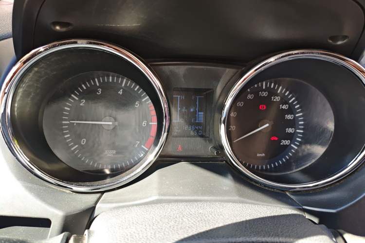 Used HYOSOW S2 2014 1.5L Manual Comfort Version China IV Emission Standard Instrument Cluster