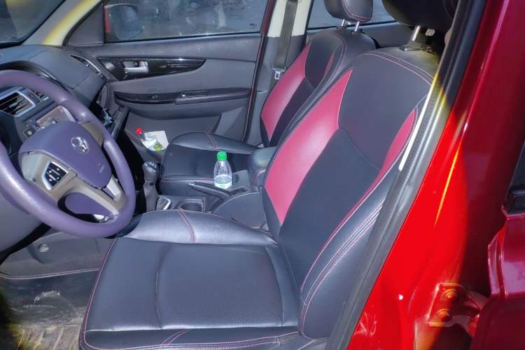 Used HYOSOW S2 2014 1.5L Manual Comfort Version China IV Emission Standard Left Front Seat