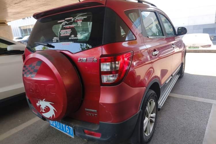 Used HYOSOW S2 2014 1.5L Manual Comfort Version China IV Emission Standard Rear Right 45 Deg