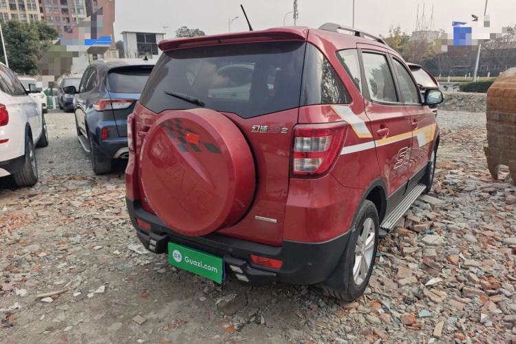 Used HYOSOW S2 2014 1.5L Manual Comfort Version China IV Emission Standard Rear Right 45 Deg