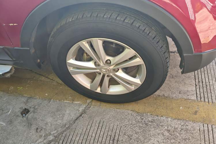 Used HYOSOW S2 2014 1.5L Manual Comfort Version China IV Emission Standard Right Front Wheel Hub