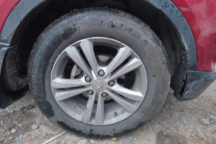 Used HYOSOW S2 2014 1.5L Manual Comfort Version China IV Emission Standard Right Front Wheel Hub
