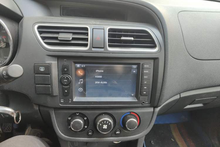 Used HYOSOW S2 2014 1.5L Manual Luxury Edition China IV Audio And AC Panel