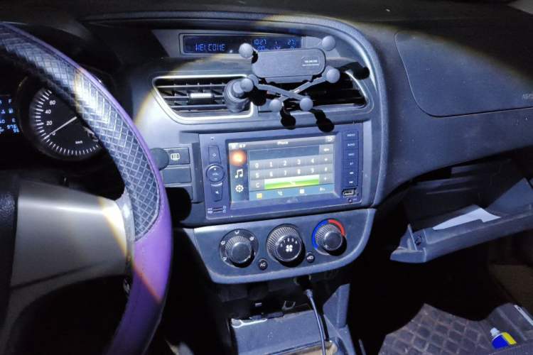 Used HYOSOW S2 2014 1.5L Manual Base Version China IV Audio And AC Panel