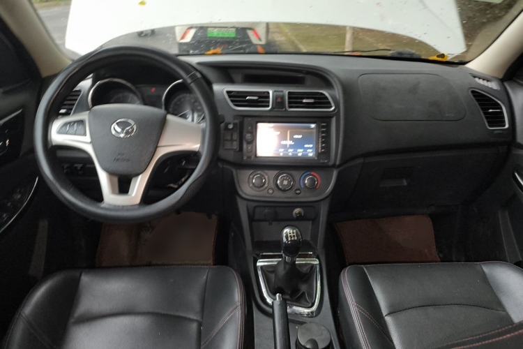 Used HYOSOW S2 2014 1.5L Manual Luxury Edition China IV Center Console
