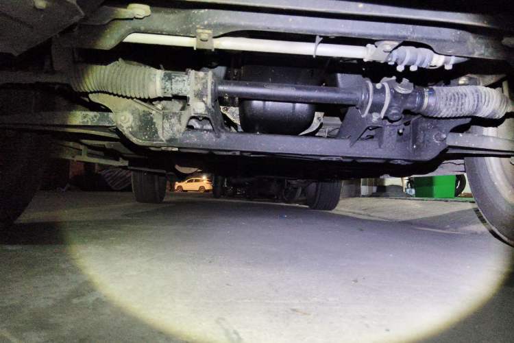 Used HYOSOW S2 2014 1.5L Manual Comfort Version China IV Emission Standard Chassis Front