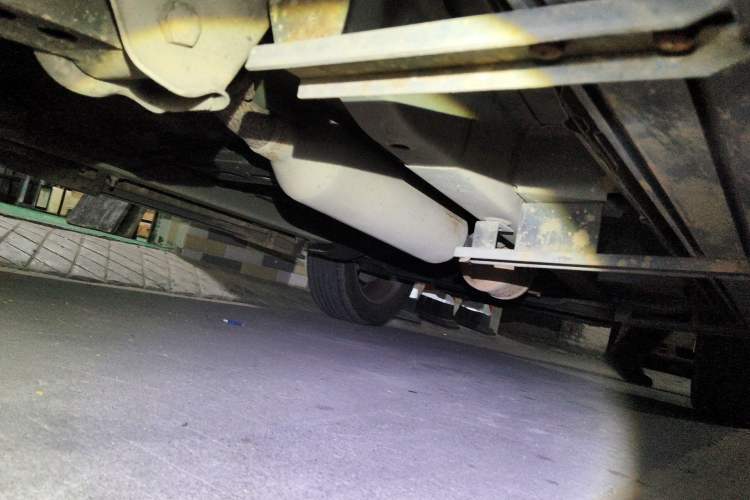 Used HYOSOW S2 2014 1.5L Manual Comfort Version China IV Emission Standard Chassis Rear Right