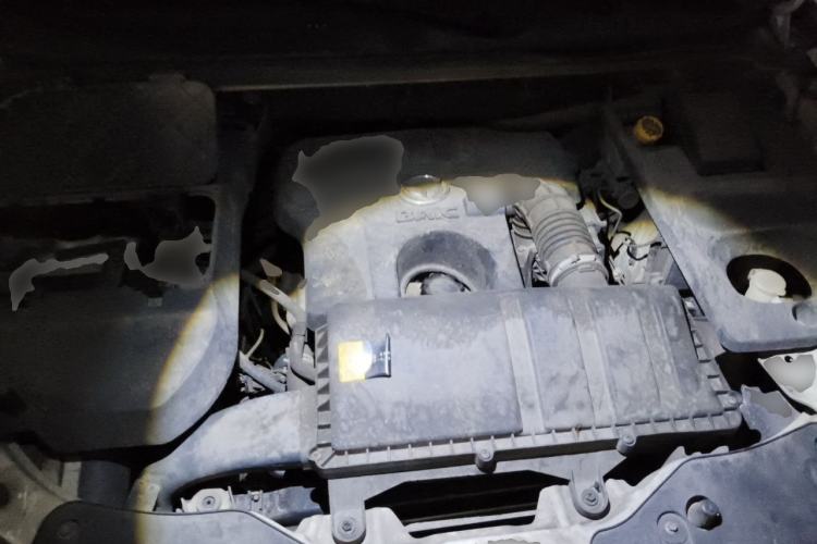 Used HYOSOW S2 2014 1.5L Manual Base Version China IV Engine Bay