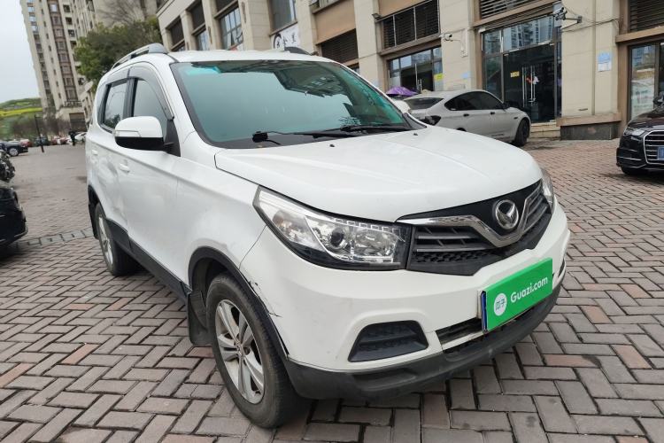 Used HYOSOW S2 2014 1.5L Manual Comfort Version China IV Emission Standard Front Right 45 Deg