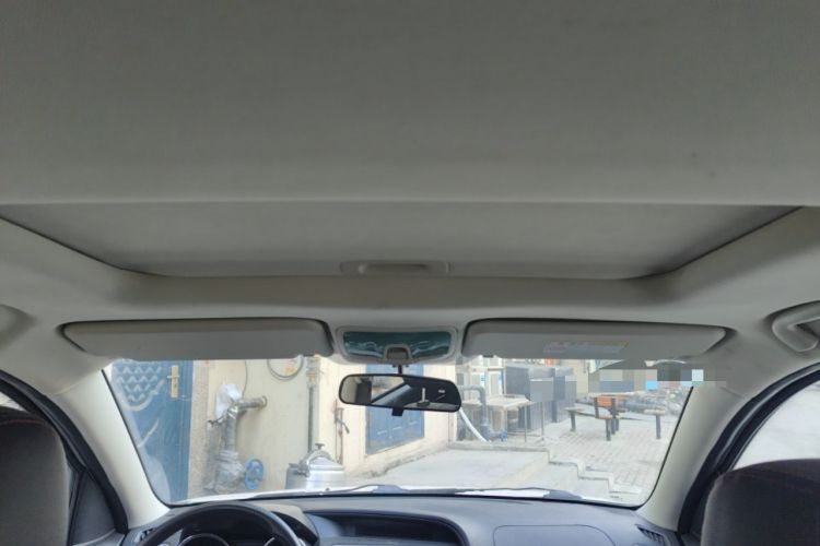 Used HYOSOW S2 2014 1.5L Manual Luxury Edition China IV Headliner