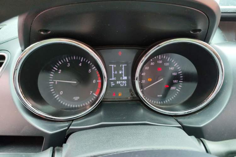 Used HYOSOW S2 2014 1.5L Manual Comfort Version China IV Emission Standard Instrument Cluster